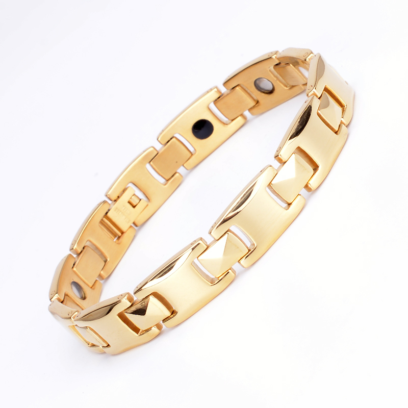 Pyramis Gold Magnetarmband i Rostfritt Stål