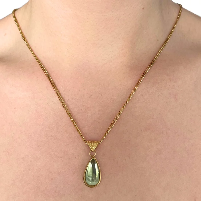 Magnethalskæde guld m. Grønt Vedhæng