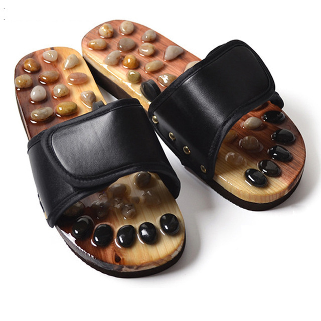 Slippers med Zonterapi.